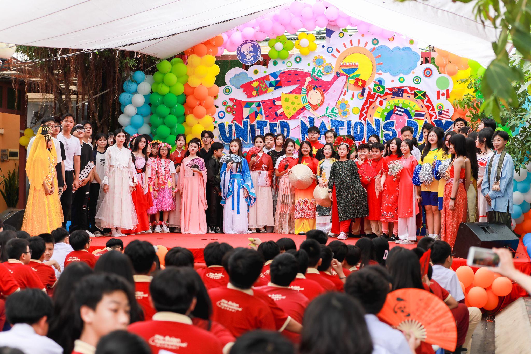 Ngày hội Liên Hợp Quốc đầy sôi động tại Asian School...<img src='/App_Themes/Default/Images/iconnew.gif' alt='' />